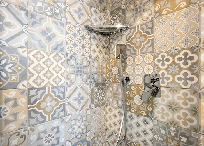 Domus White דירה